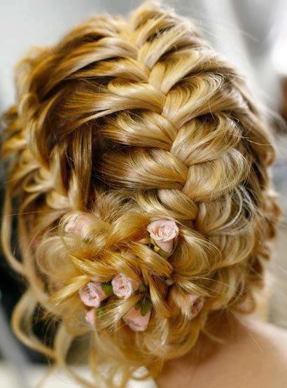 romanticna frizura sa pletenicama za vencanje