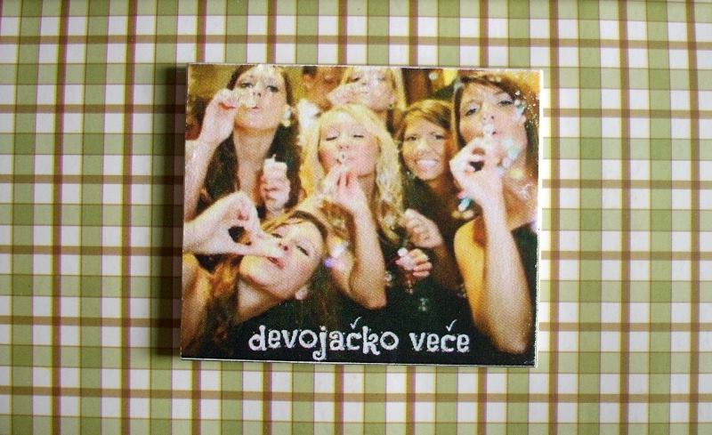 pokloncic-za-devojacko-vece